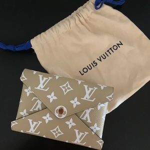 New Louis Vuitton Giant Monogram Kirigami